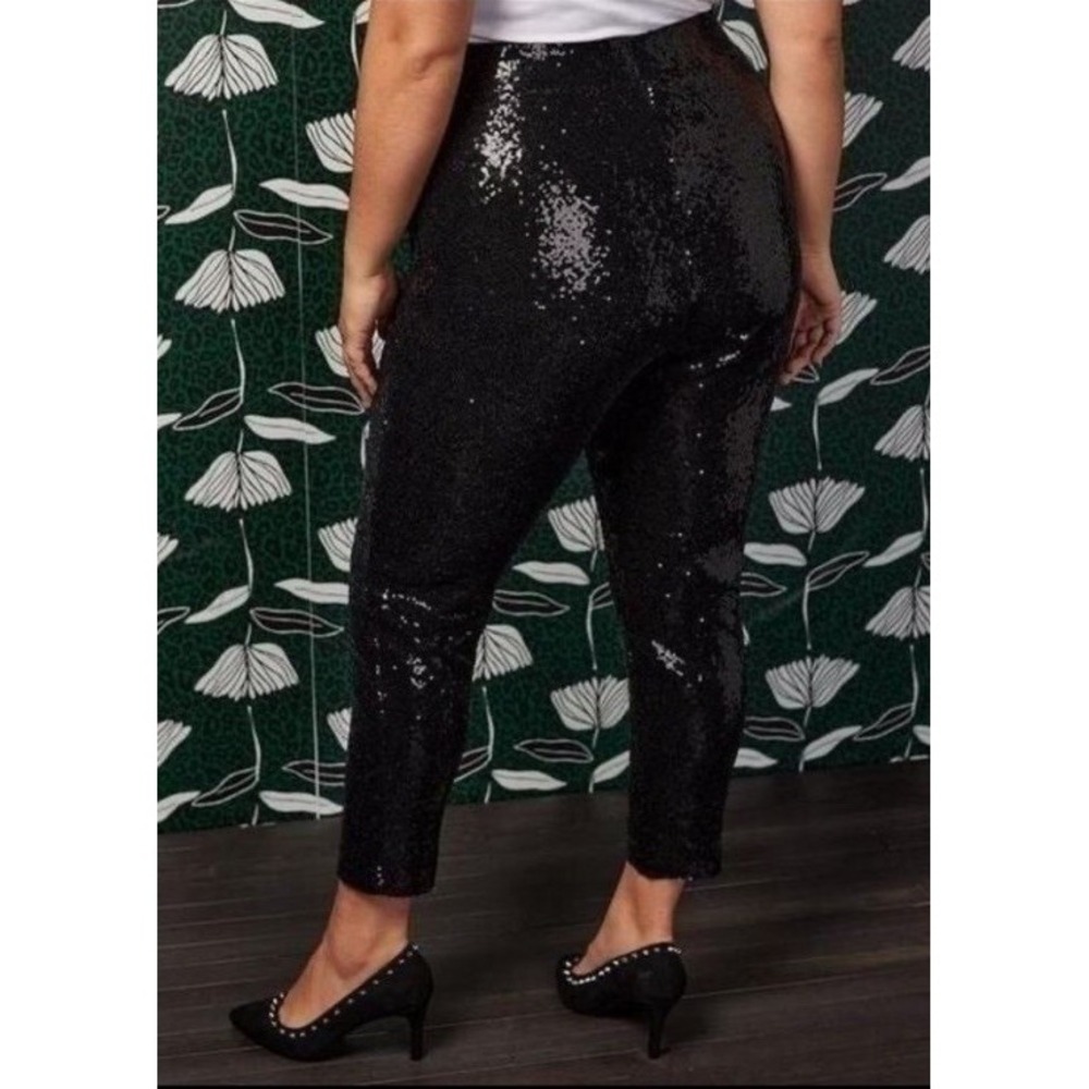 Torrid Sylvia Mollie Sequin Black Pull On Pants Tapered Party Holiday - Size 24 - Picture 3 of 6